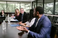 Aprende Habilidades Comunicativas: Mejora tu Asertividad Aprende Habilidades Comunicativas: Mejora tu Asertividad