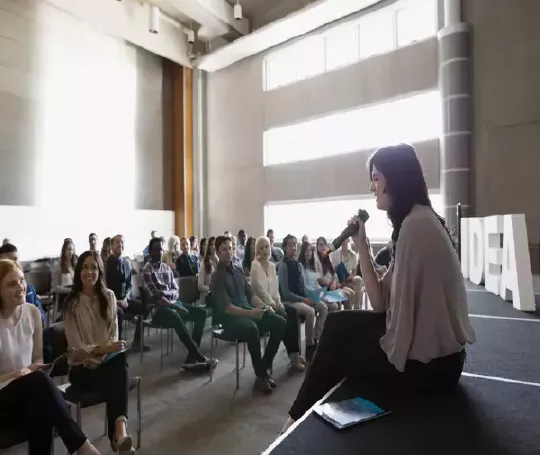 Curso Online de Oratoria: Habilidades para Hablar en Público en el Ámbito de Coaching y Negocios