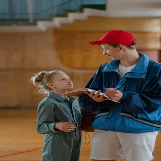 Cómo usar las 'preguntas poderosas' para despertar el pensamiento crítico en tus alumnos - coach educativo