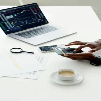 Neuromarketing sensorial cómo usar olor sonido y tacto en tu tienda - neuromarketing