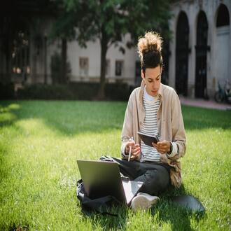 75 cursos online con diploma: impulsa tu carrera desde casa -  cursos baratos online con certificado