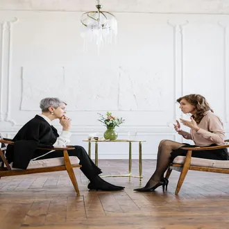Cómo el coach emocional potencia la inteligencia emocional en el trabajo - coach emocional
