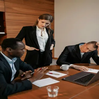 Cómo manejar clientes difíciles sin perder la calma - manejar clientes dificiles