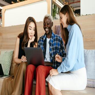 Educación a distancia: la guía definitiva para aprender desde casa -  cursos baratos online con certificado
