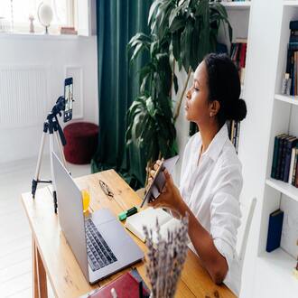 Educación online asequible: abriendo puertas al conocimiento -  cursos baratos online con certificado