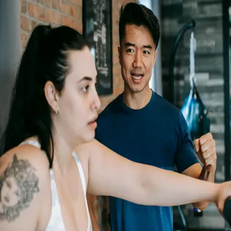 Entrenador personal para principiantes guía paso a paso