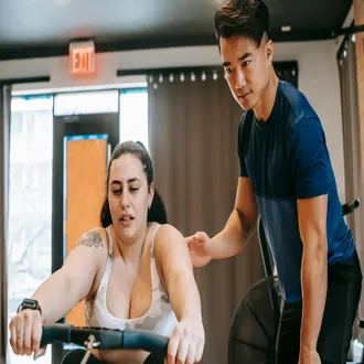 Entrenador personal y nutricionista cómo combinarlos para mejores resultados - entrenador personal