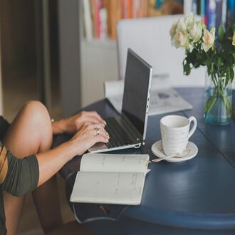 ¿hay cursos baratos con certificado oficial? descúbrelo aquí -  cursos baratos online con certificado