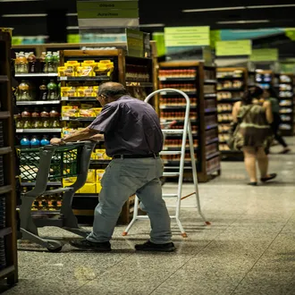 Manejar clientes difíciles en ventas técnicas: tips para cierres exitosos