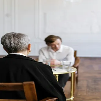 Niebla mental: por qué te cuesta tanto pensar con claridad - violencia psicologia