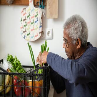 ¿qué es la disfagia y cómo afecta la alimentación? - nutricion geriatrica