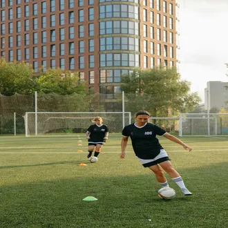 Rutinas pre-partido: qué hacen los atletas de élite antes de salir al campo - psicologia deportiva
