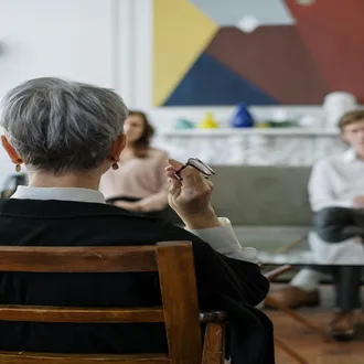 Ser psicólogo autónomo: cuota, irpf y cómo facturar a pacientes - psicologia practica