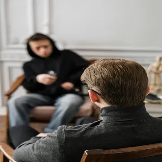 Tratamiento del estrés postraumático [tept]: el papel de la tcc focalizada en el trauma